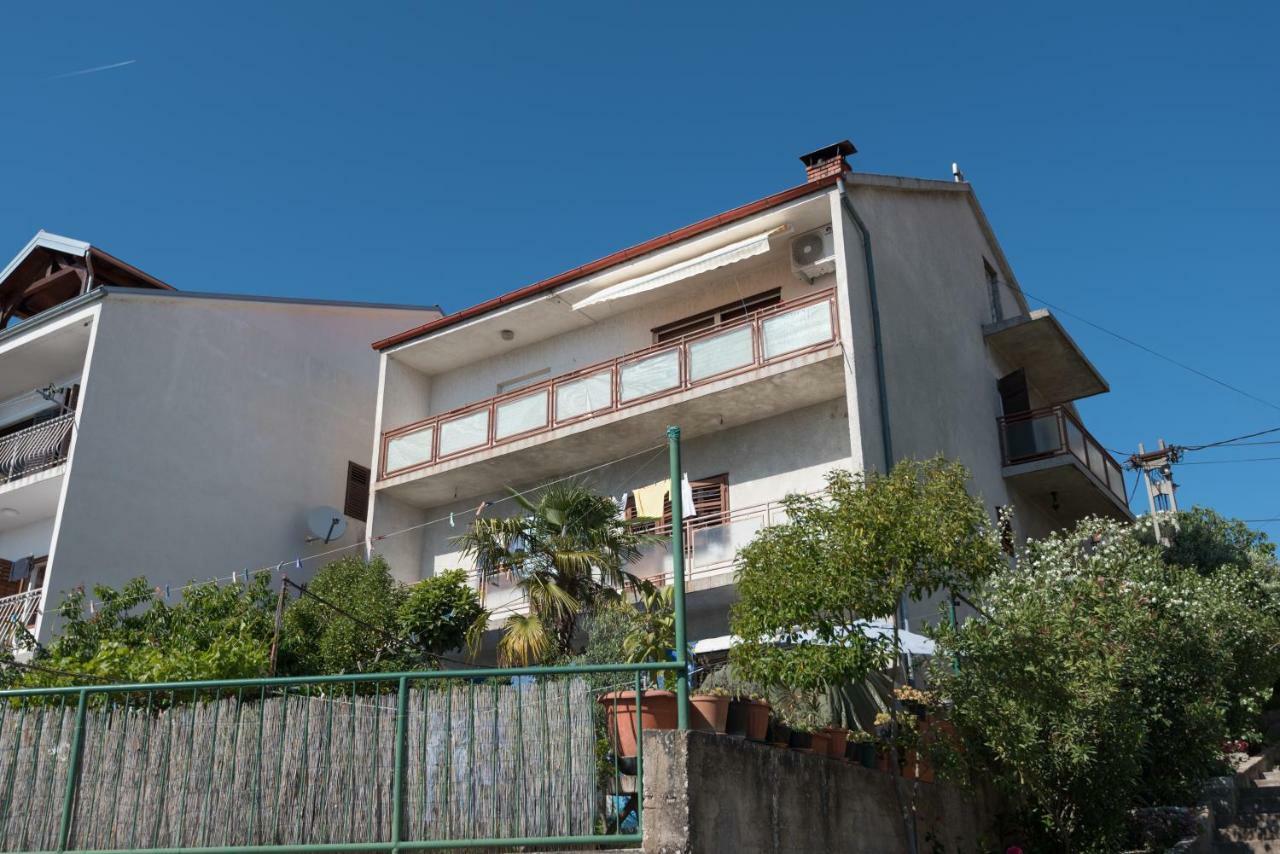 Lara Apartment Šibenik Buitenkant foto